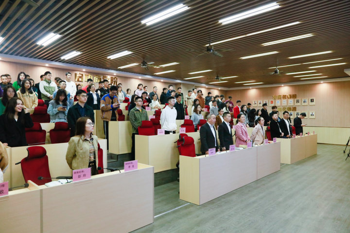 1月2日 | jn江南官方网站早会报道